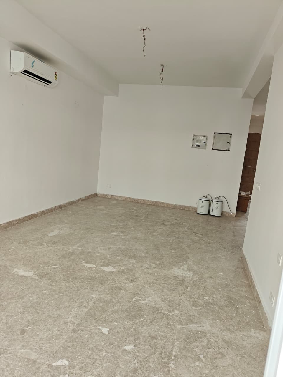 1000537165